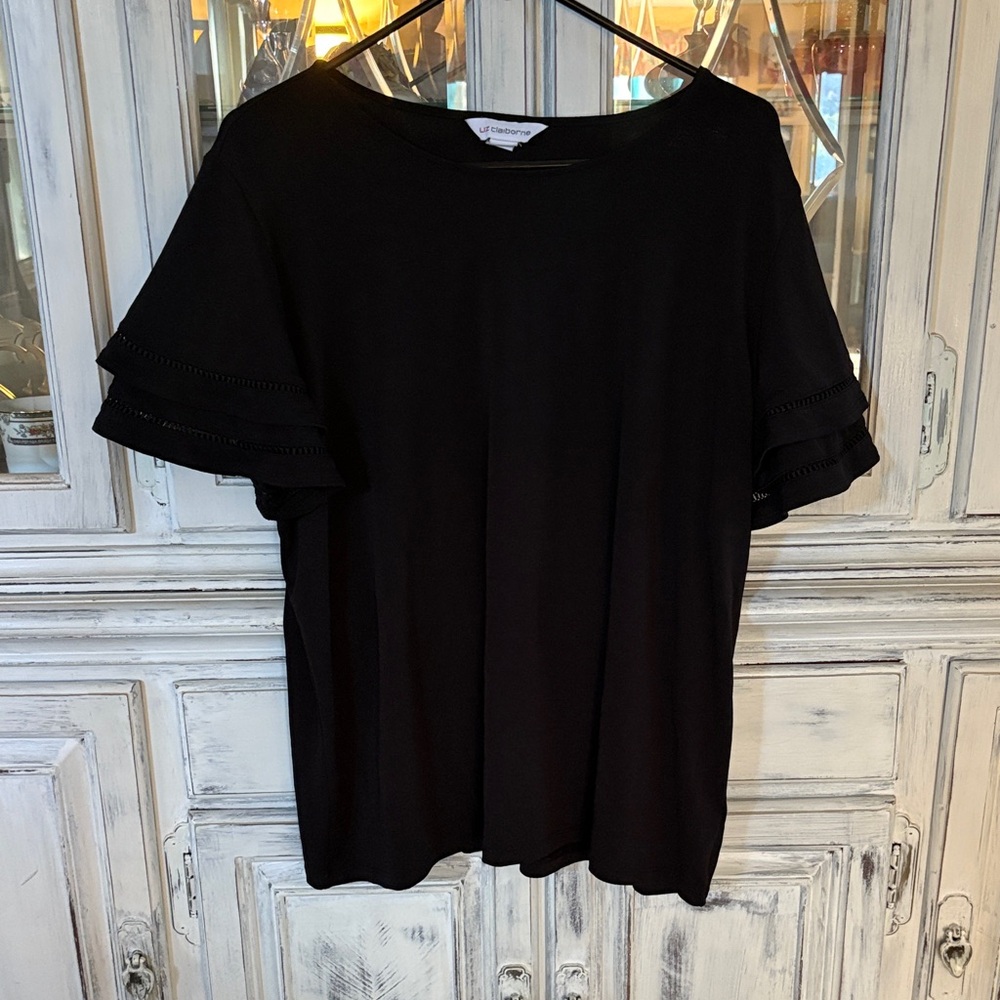 Vince Camuto Black Short Sleeve Top Cute Detail